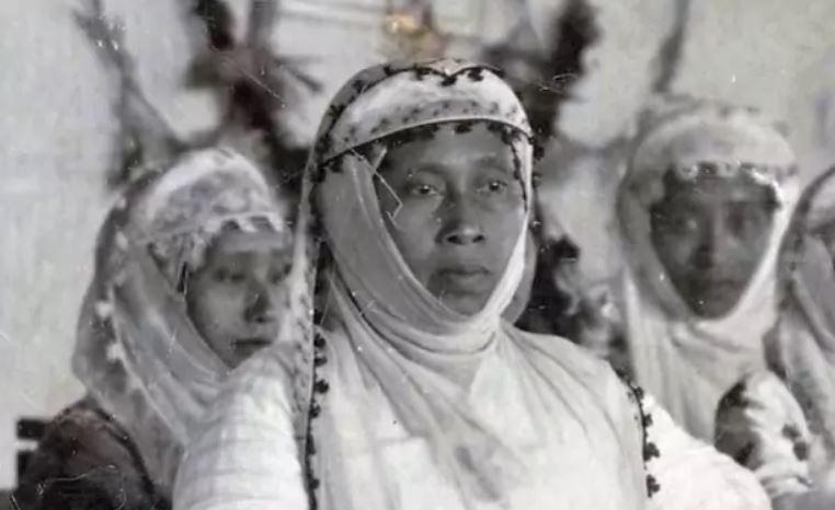 Nyai Ahmad Dahlan Pahlawan asal Yogyakarta
